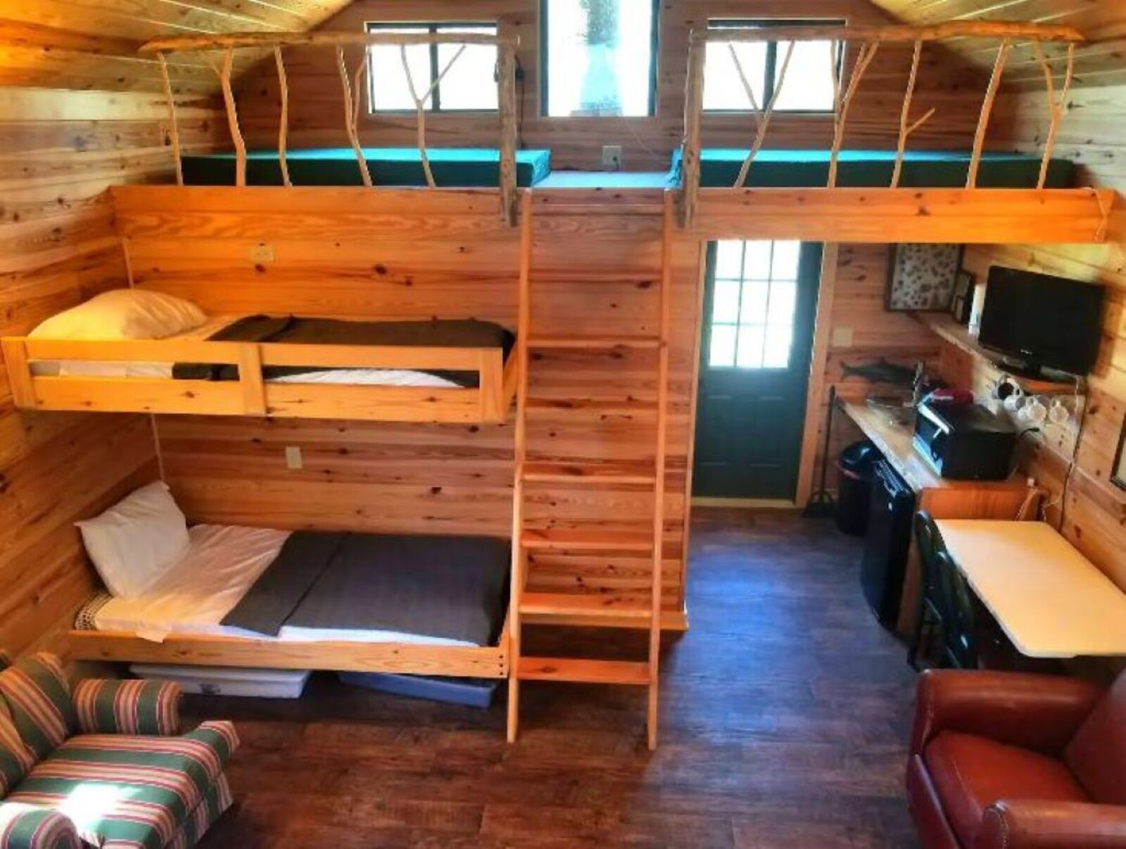 Enchanted Perch - Room